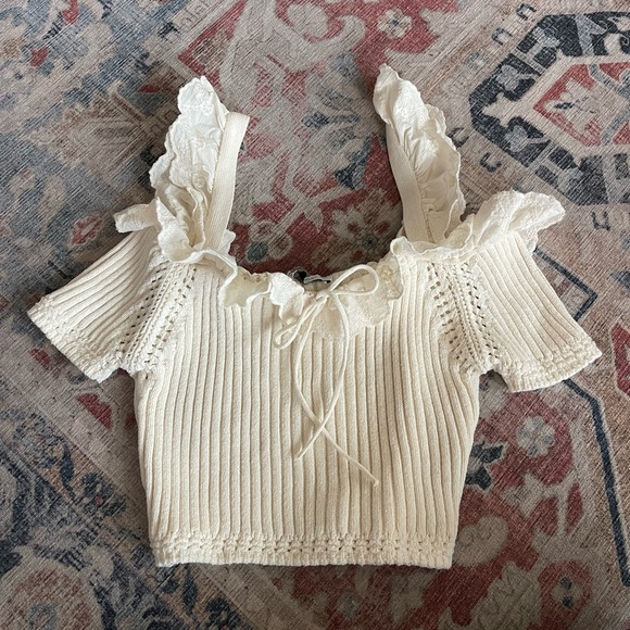 Zara Cold Shoulder Knit Cropped Sweater Ruffle Tie Top Size Large - Picture 3 of 7